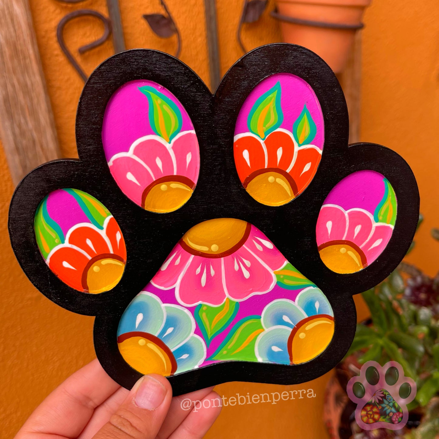 Florecita Dog Paw