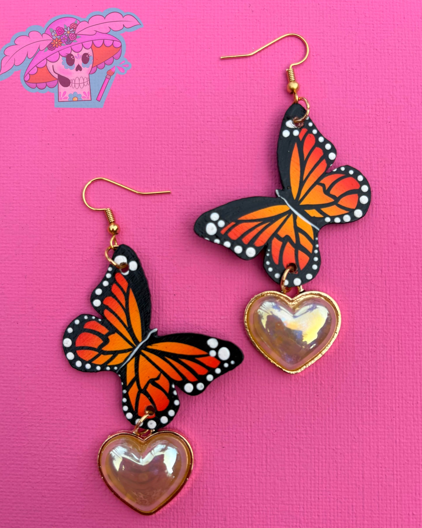 Corazón Mini Butterfly Earrings