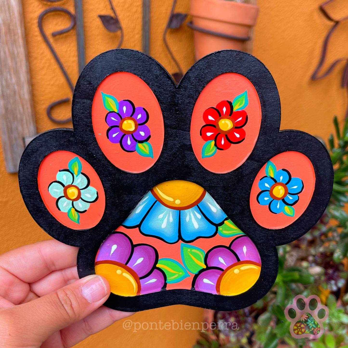 Florecita Dog Paw