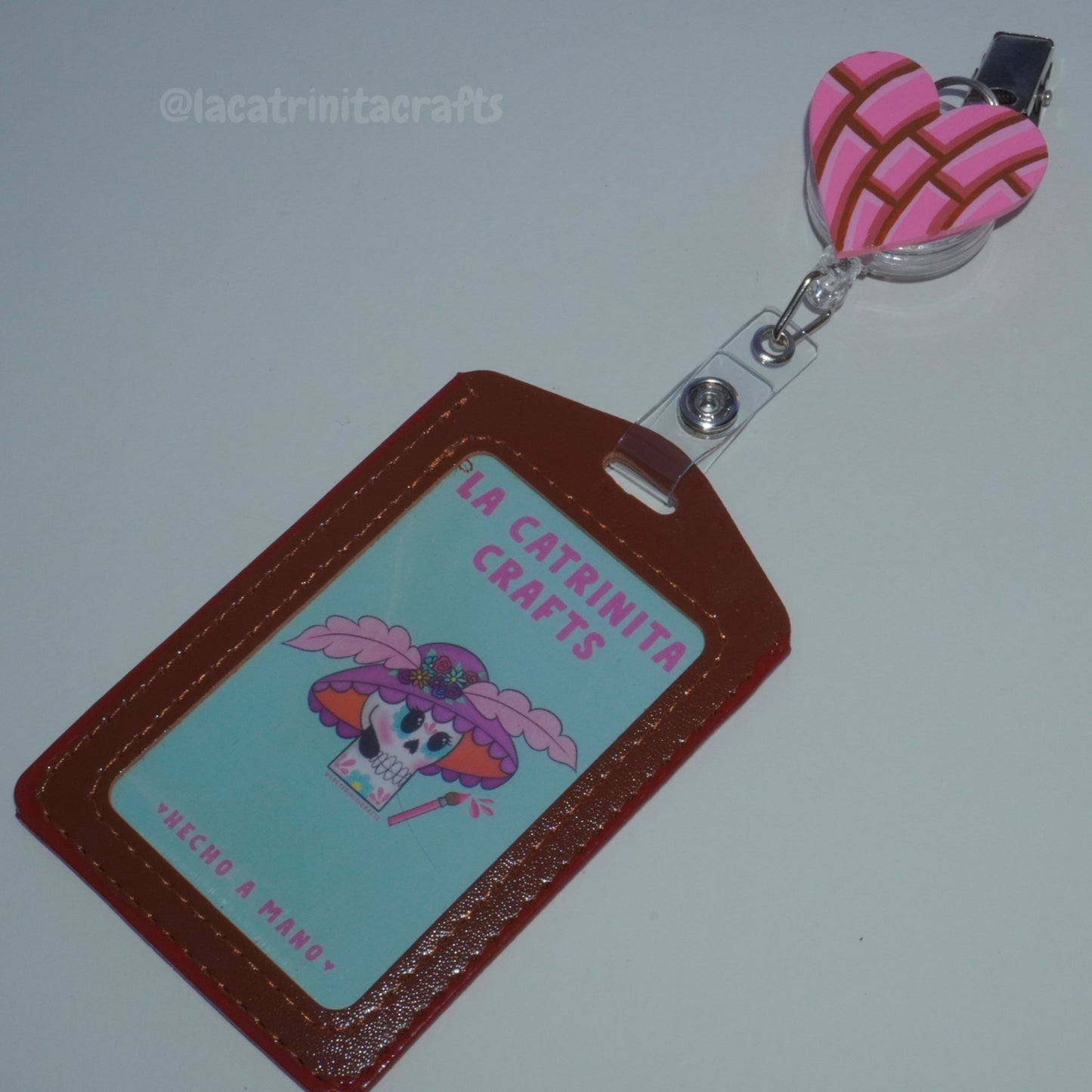 Concha Badge Reel